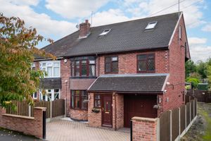 Meadow Head Drive Meadowhead